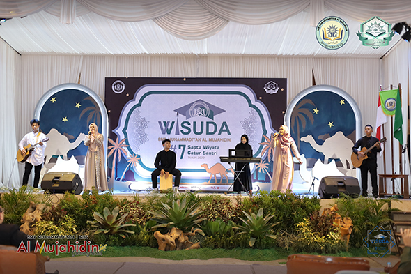 WISUDA SAPTA WIYATA CATUR SANTRI SMP MUHAMMADIYAH AL MUJAHIDIN