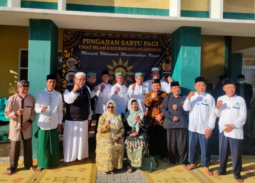 Kajian Sabtu Pagi Kecamatan Logandeng bersama Ustaz Untung Santoso, S.E., M.A.